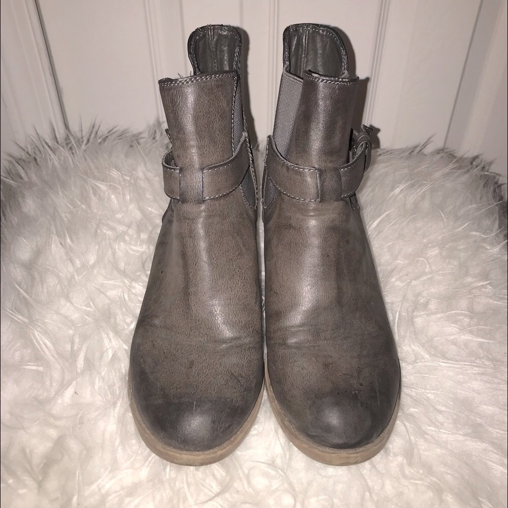 Rampage Booties - Picture 2 of 5